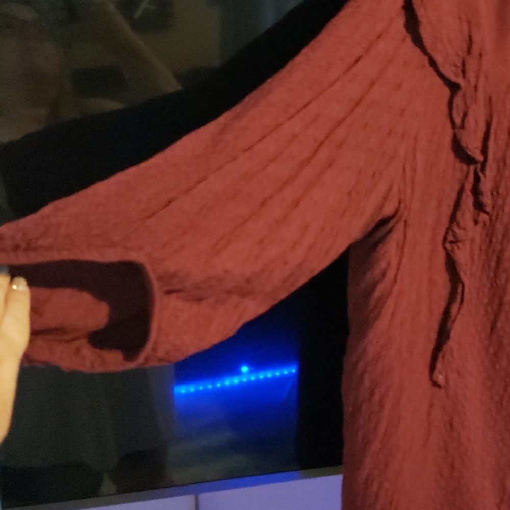 Blouse - Picture 2 of 4